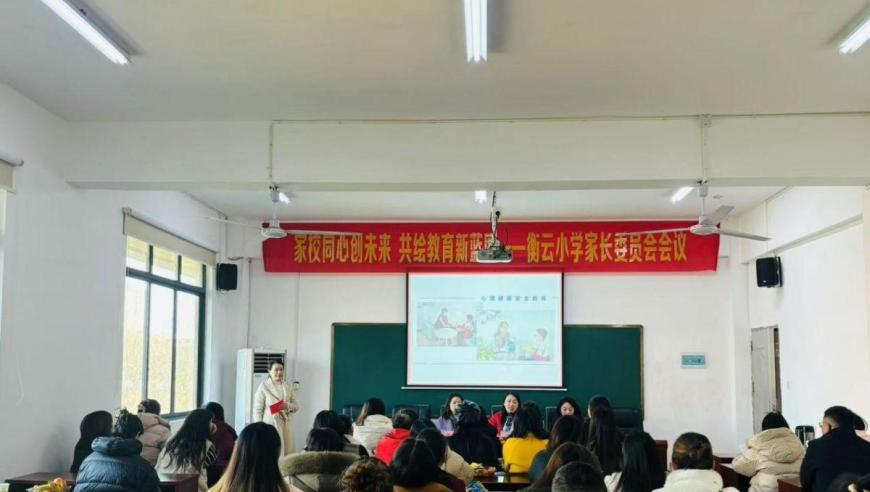 刘晓庆穿泳衣好自信,澳门今晚开码结果2025年开奖,全面解答解释落实_GM版V9.48