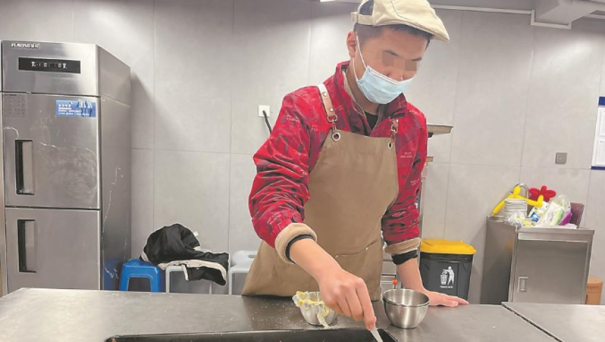 艺考女生笑起来神似虞书欣,香港挂牌之全篇完整版挂,广泛的解释落实方法分析_手游版V8.27